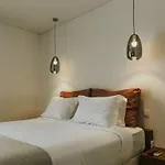 Refugio Da Rainha Moledo (Lisbon)
