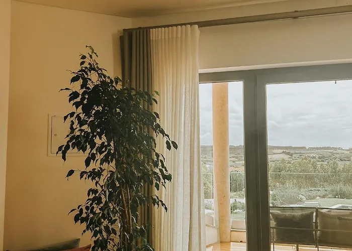 Refugio Da Rainha Bed & Breakfast 3*